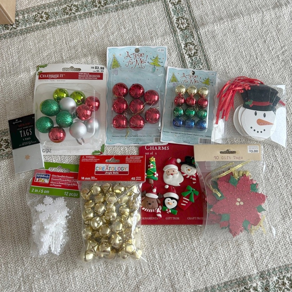 Christmas Craft Supplies Bundle Ornaments Jingle‎ Bells Snowflakes Tree Charms